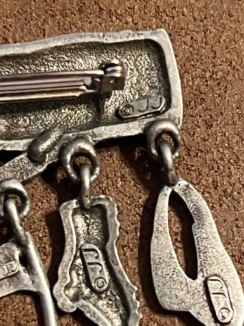 Vintage JJ Jonette Pewter Golf Bag & Charm Pin Brooch
